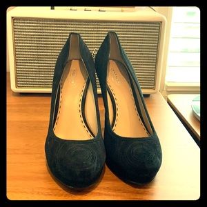 Coach suede platform pumps